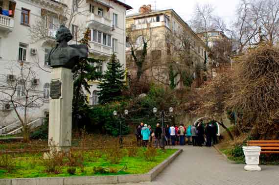 бомбоубежище под Центральным холмом в Севастополе