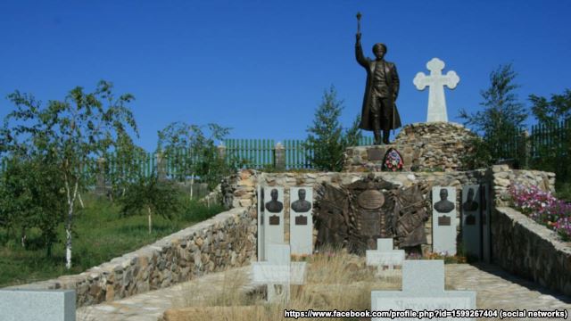 мемориал "Донские казаки в борьбе с большевизмом" в станице Еланская