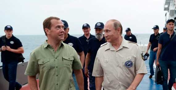 Путин и Медведев в Крыму 
