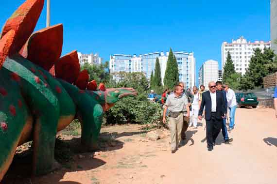 Рыбацкий парк в районе улицы Корчагина в Севастополе