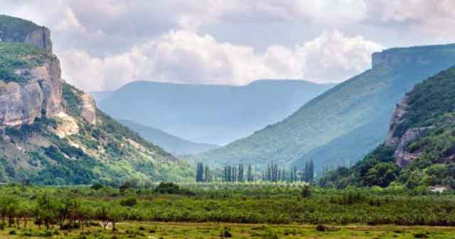 Долина реки Коккозка в Крыму