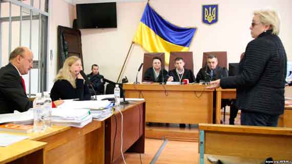 В Дарницком районном суде Киева на заседании по делу севастопольского экс-депутата Галичего во вторник 18 октября допросили в качестве свидетеля обвинения журналистку Татьяну Рихтун