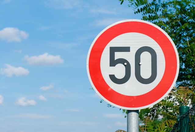 знак ограничение скорости 50 км/ч