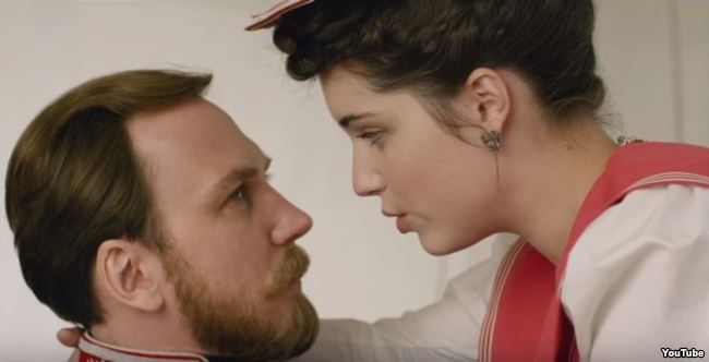 Скриншот из трейлера фильма "Матильда"