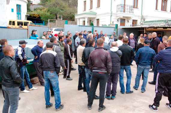 Балаклавские рыбаки бьют тревогу из-за строительства яхтенной марины