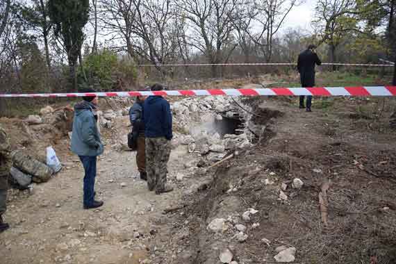 Сегодня с утра на место выехали участники севастопольских поисковых отрядов