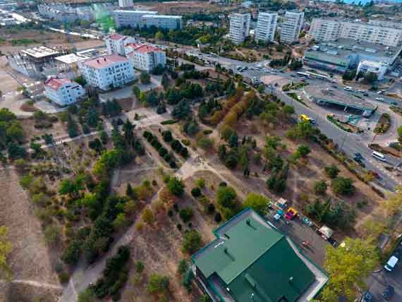 сквер «Каменный цветок» в Севастополе