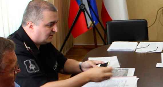 начальник Крымского территориального управления имущественных отношений Минобороны России Виталиq Токарчук