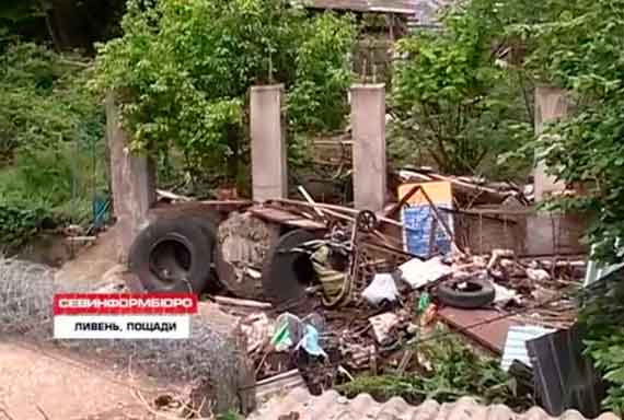 Майские дожди в Севастополе обернулись настоящим катаклизмом для жителей Делагардовой балки