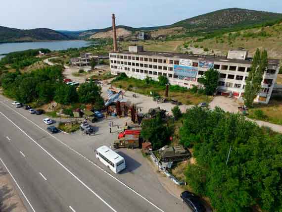 байкерская территория у горі Гасфорта в Севастополе