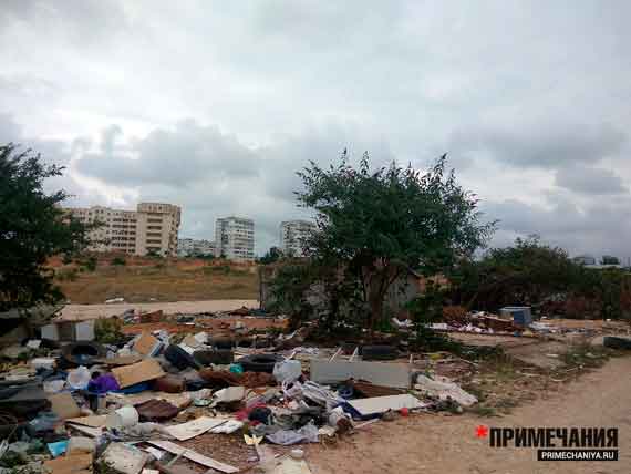 Гараж и имущество будут хранить на площадке в течение 60 дней. А затем, если хозяин не объявится, его утилизируют