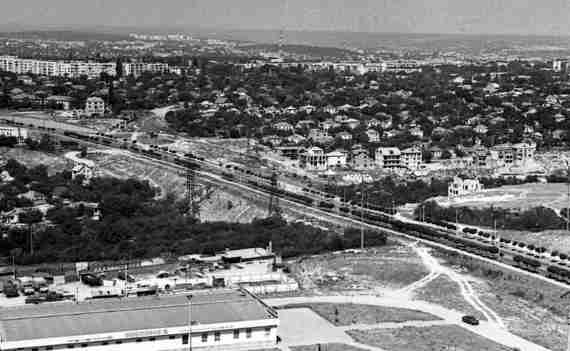 Общественность стремится увековечить память более 30 тысяч советских граждан, согнанных фашистами за колючую проволоку в июле 1942 года на Рудольфовой горе.