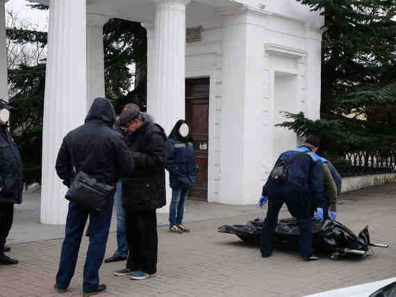 В Севастополе у Графской пристани найден труп