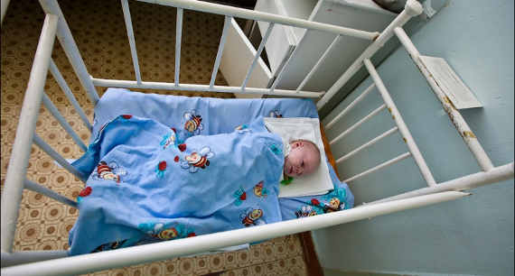 Младенец, новорожденный