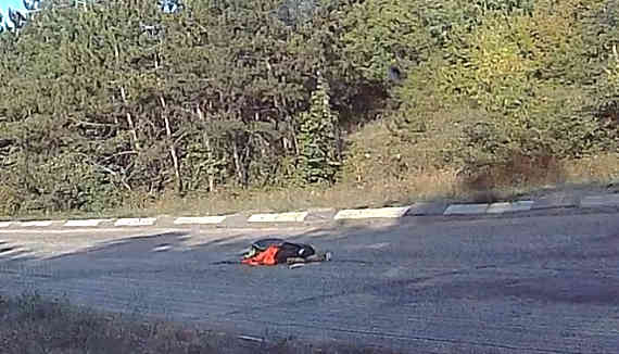 В Севастополе 24 августа на затяжном подъеме от Инкермана к повороту на Северную серая «десятка» сбила рабочего