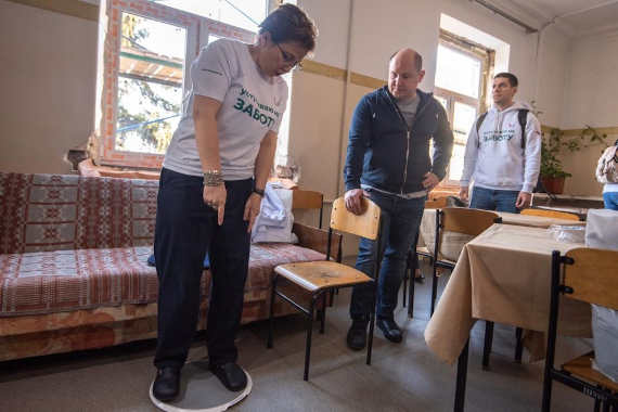 Нюта Федермессер посетила севастопольскую больницу