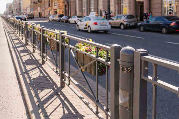 Так выглядят ограждения в Санкт-Петербурге