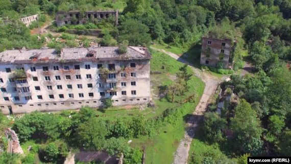 Поселок Акармара – бывший шахтерский рай для нескольких тысяч людей