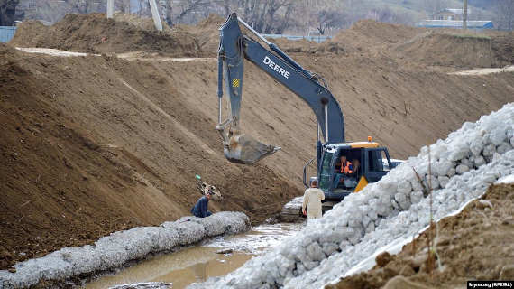 На реке Кача под Севастополем начались берегоукрепительные работы