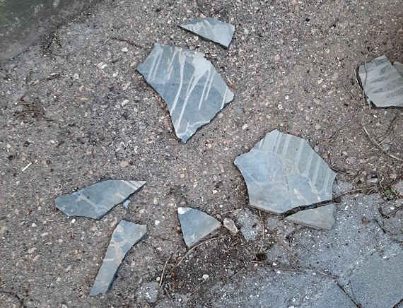 В Севастополе разбили памятную доску убитому милиционеру
