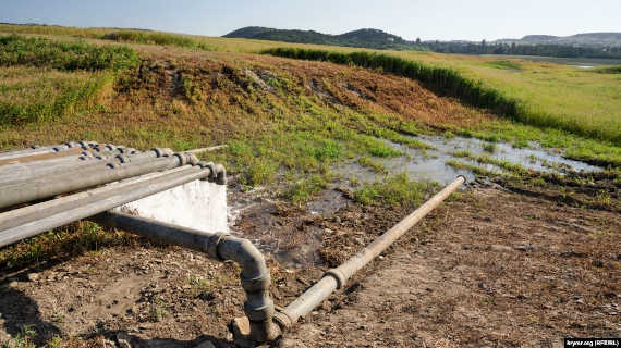 сейчас выкачивают последнюю воду из водохранилищ Белогорского района Крыма