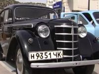 Видеорепортаж: В Балаклаве прошёл парад раритетных автомобилей