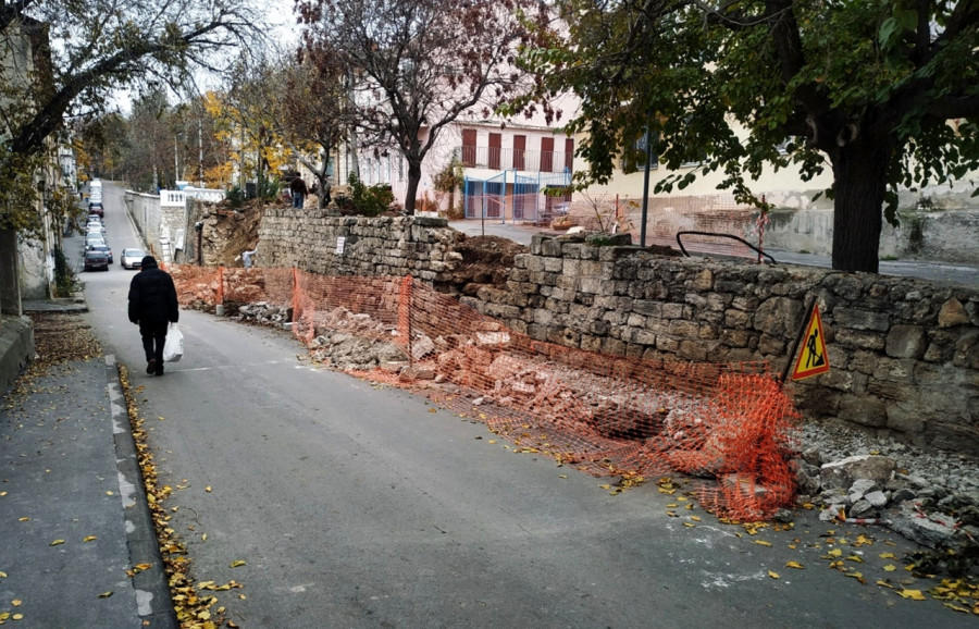 капитальный ремонт подпорной стены на улице Луначарского