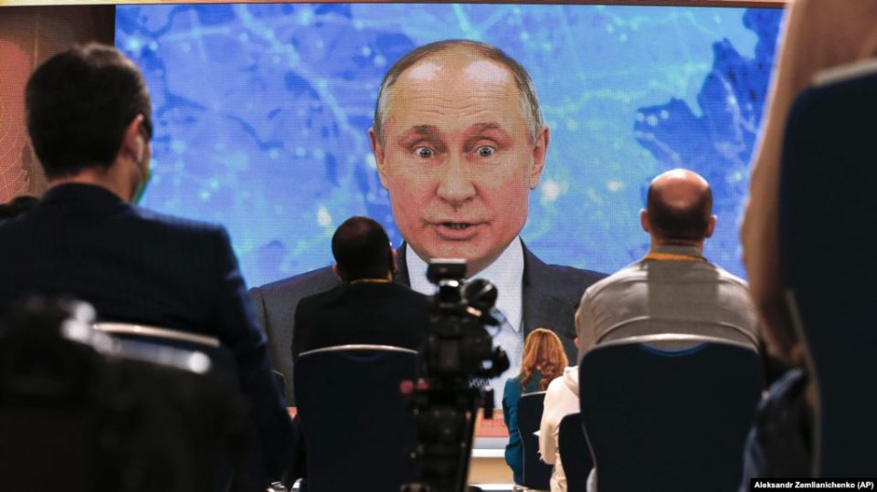 Владимир Путин на пресс-конференции. Москва, 17 декабря 2020 года