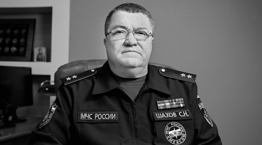 Министр чрезвычайных ситуаций Сергей Шахов