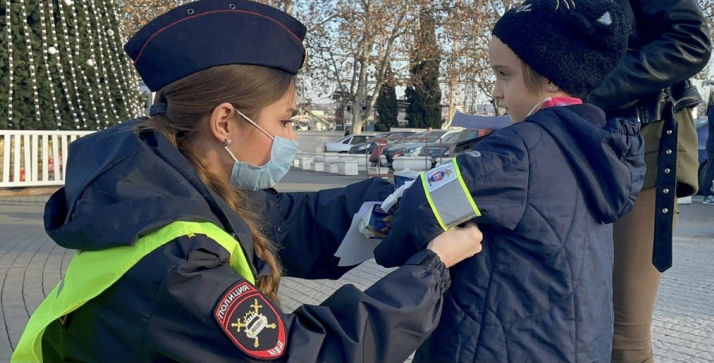 Госавтоинспекция призывает пешеходов использовать световозвращающие элементы