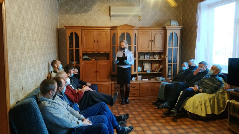 В Севастополе полицейские наркоконтроля провели плановую проверку реабилитационного центра