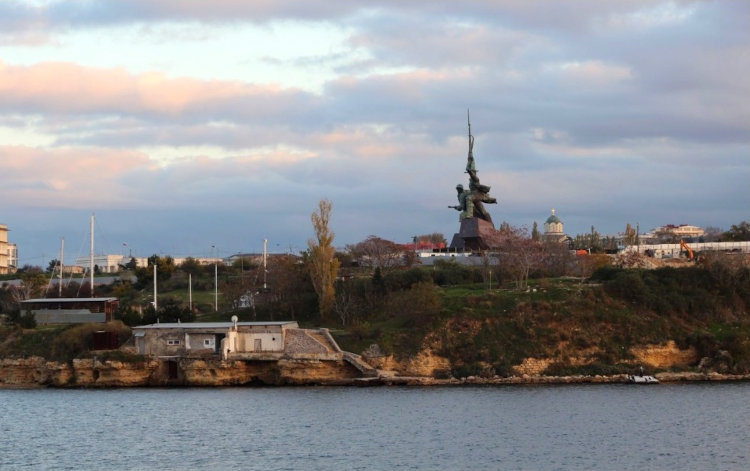 Контрольно-пропускной пункт построят между Солдатом и Матросом и Александровской батареей.