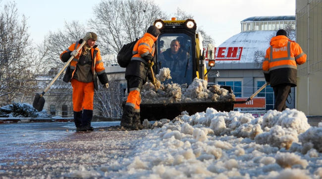 в Симферополе выпало 10 сантиметров снега