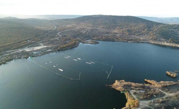 подача воды из озера у горы Гасфорта