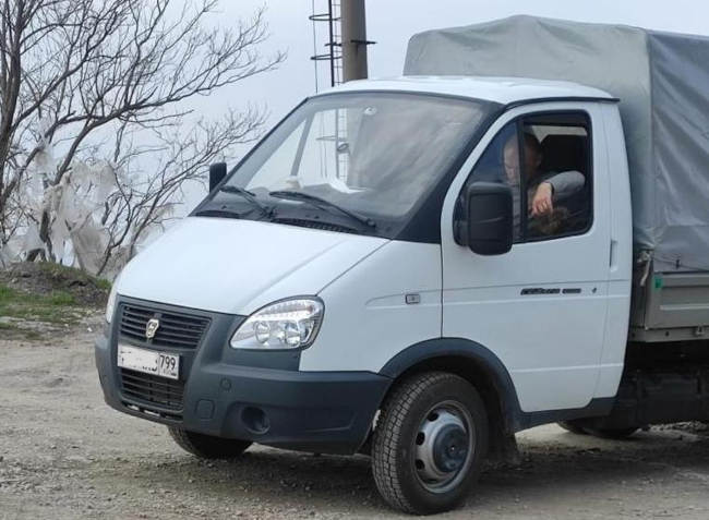 Нарушители выгрузили строительные отходы на участке площадью 100 квадратных метров