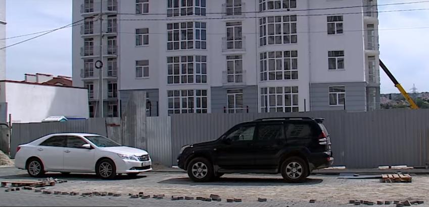 Жители домов по улице Руднева в Севастополе против строительства мусорной площадки рядом со своим жилищем