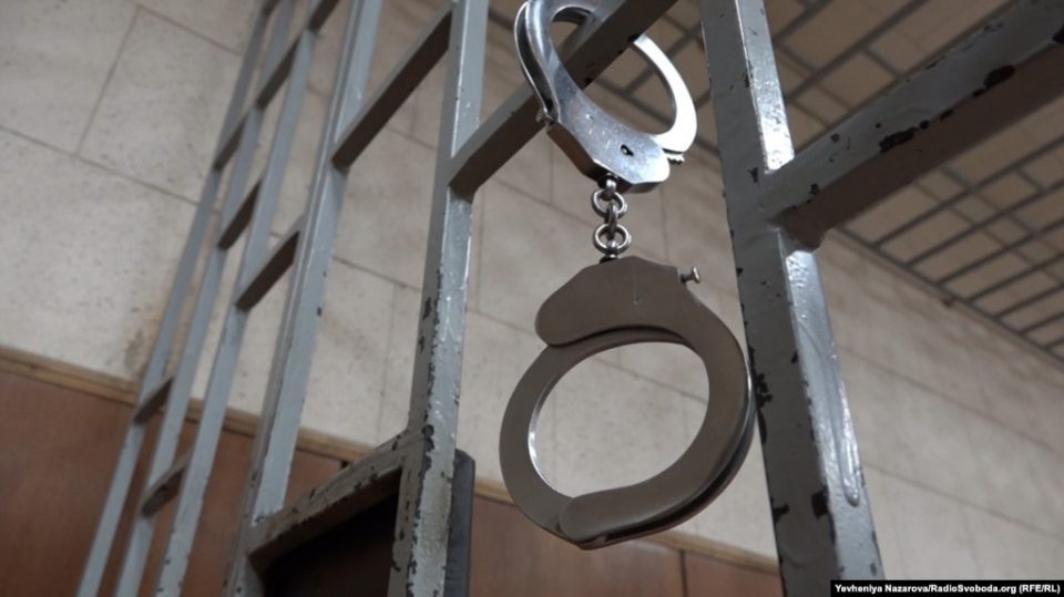 решетка в суде