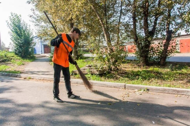 на уборке дворов