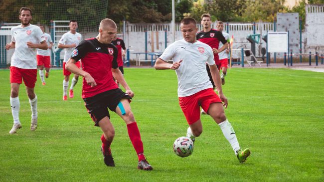 В минувшее воскресенье, 26 сентября, в Крыму состоялись матчи шестого тура чемпионата Премьер-лиги Крымского футбольного союза сезона-2021/22.