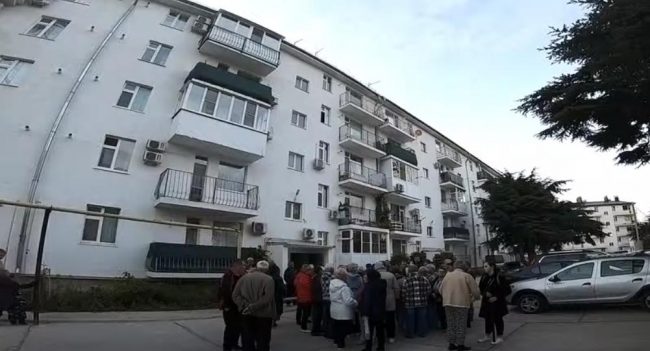 Вложившихся в покупку жилья членов ЖСК «Скифия» по улице Военных строителей принуждают выкупить собственные балконы по завышенной почти в 4 раза цене