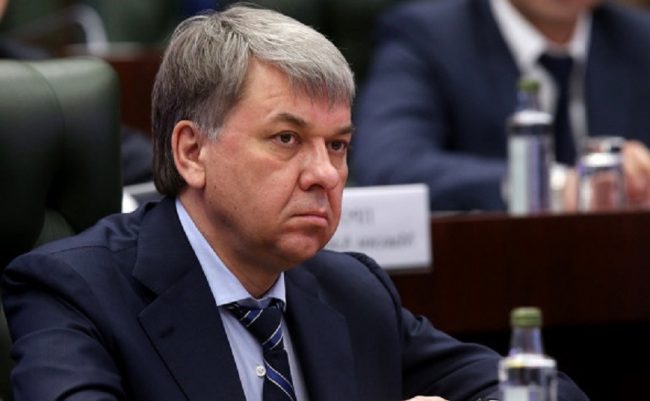 Бывший руководитель Федеральной службы по регулированию алкогольного рынка (далее – Росалкогольрегулирование) Игорь Чуян