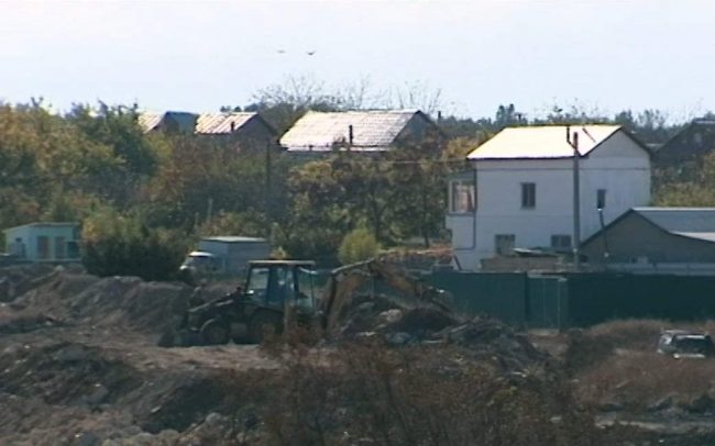 Грунтовую дорогу вокруг аэродрома в Юхариной балке заасфальтируют к декабрю
