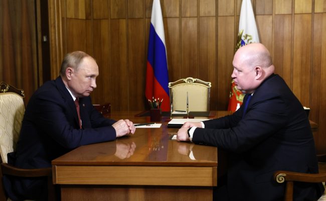 Путин исключил Развожаева