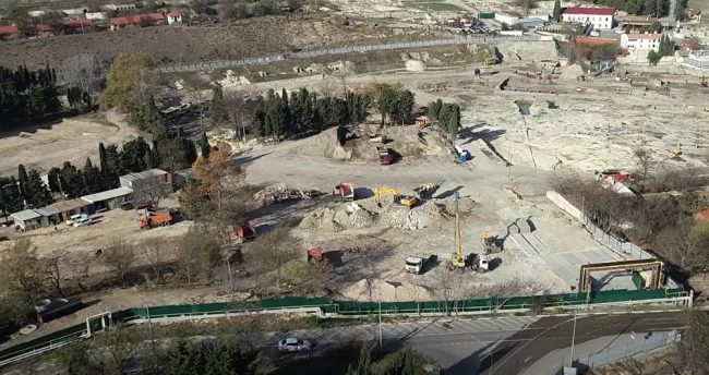 стройка на территории Южного пригорода Херсонеса Таврического в Севастополе