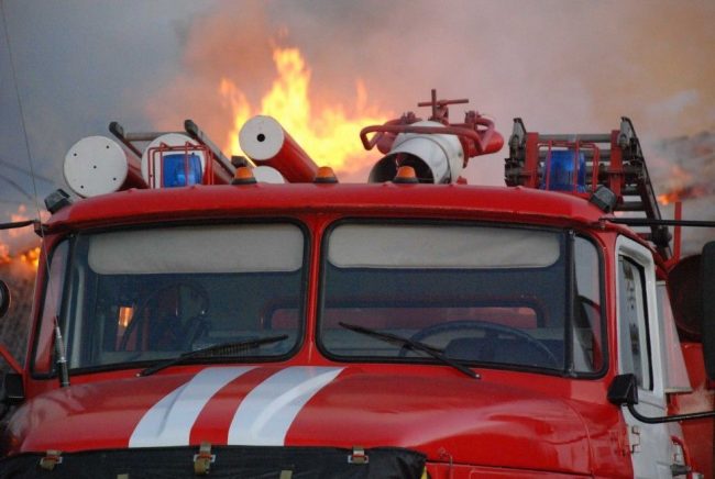 пожарный автомобиль