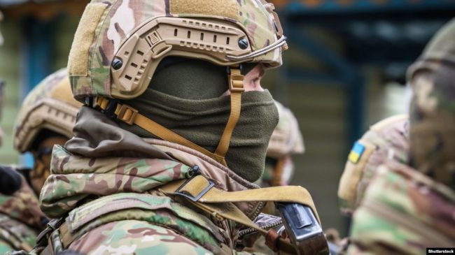 украинский военнослужащий