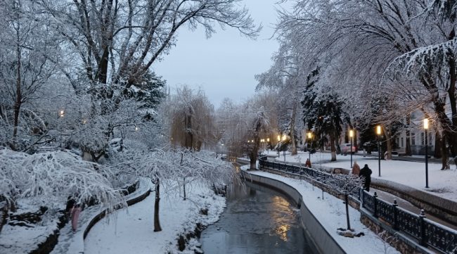 снег в Симферополе