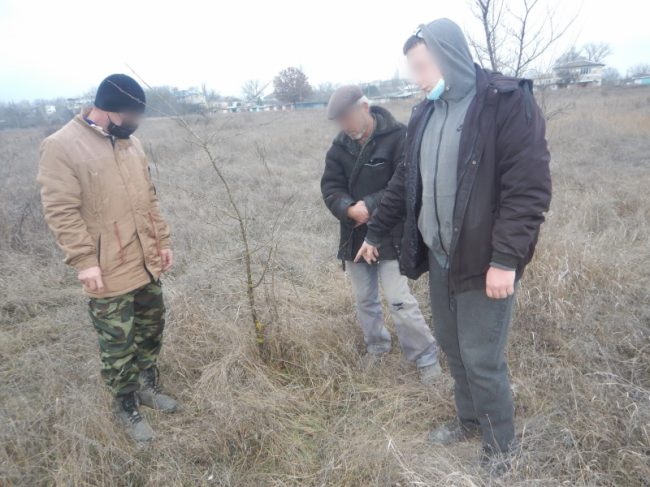 В Джанкое участковые уполномоченные полиции задержали подозреваемого в сбыте наркотиков.