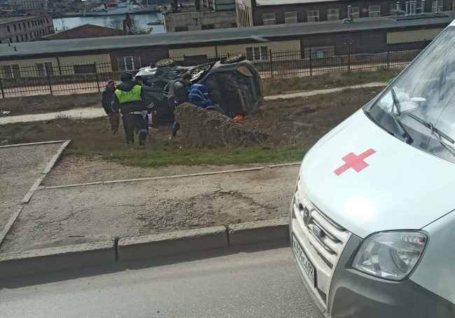 Водитель, погибший в ДТП на улице Правды в Севастополе, оказался угонщиком, который находился в федеральном розыске