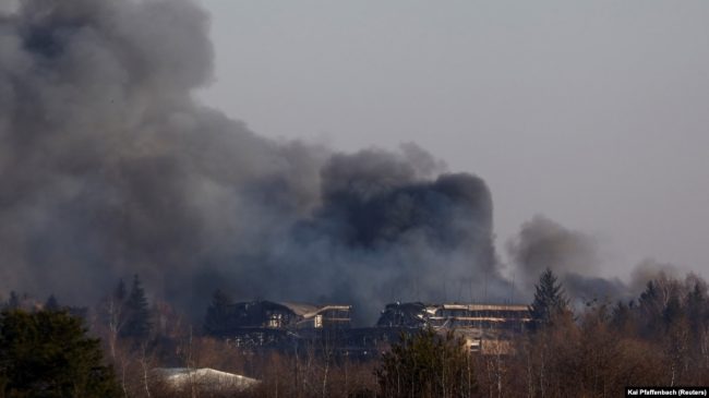 по Львову в пятницу было выпущено шесть крылатых ракет с подводной лодки в Черном море